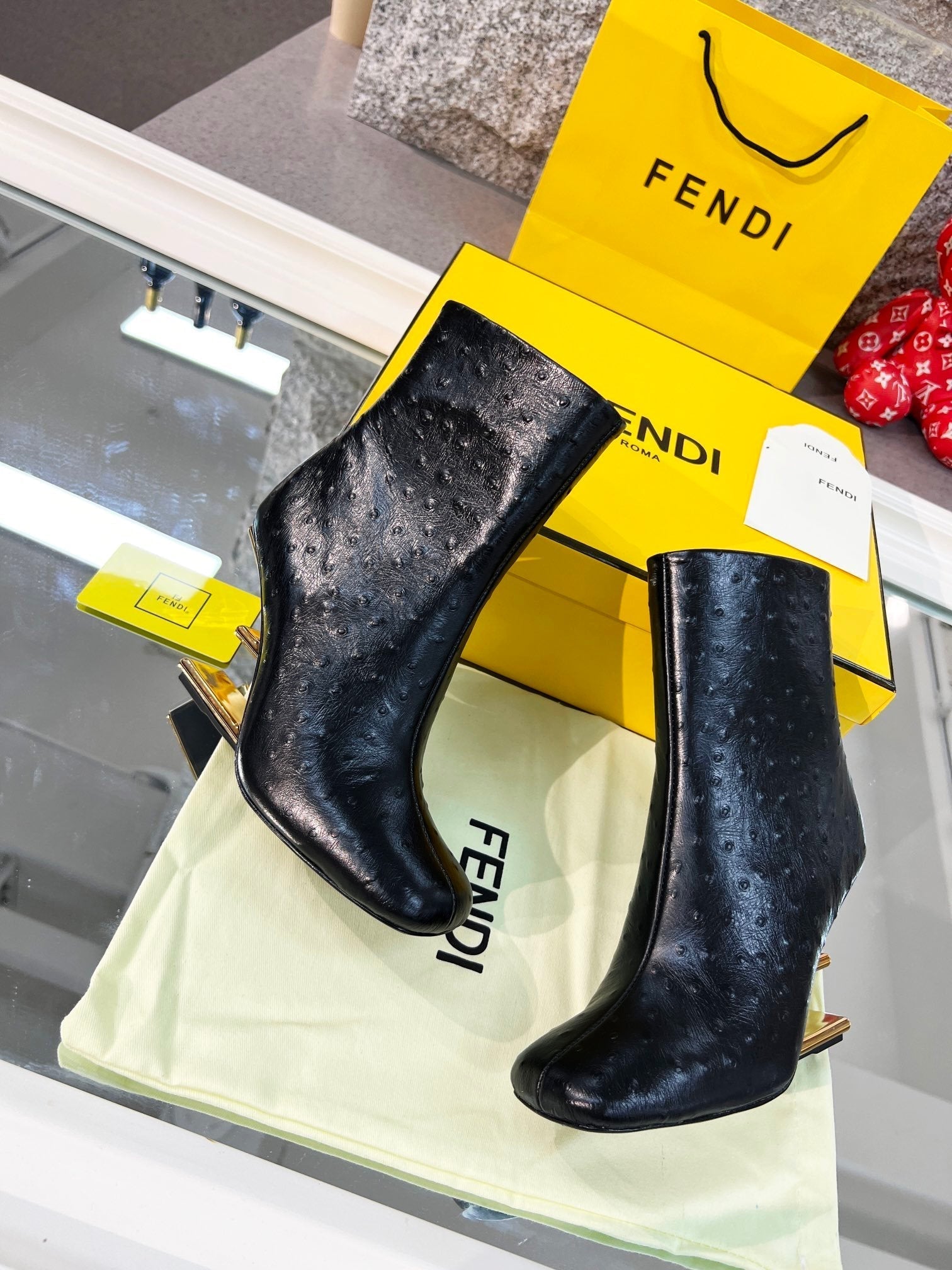 Fendi First Black