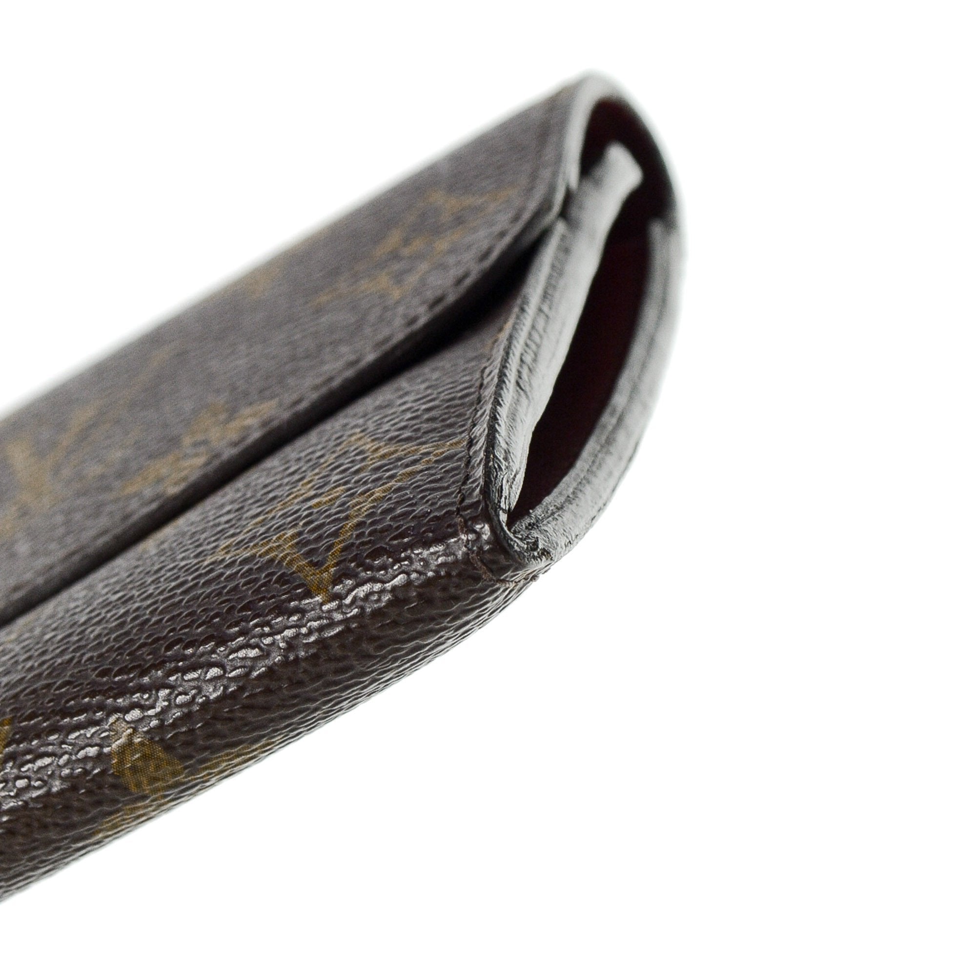 Emilie Wallet