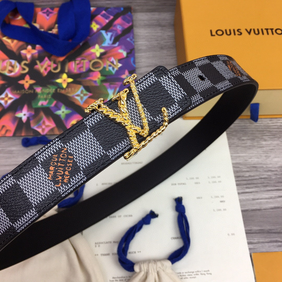 Louis Vuitton LV Initiales Belt Black