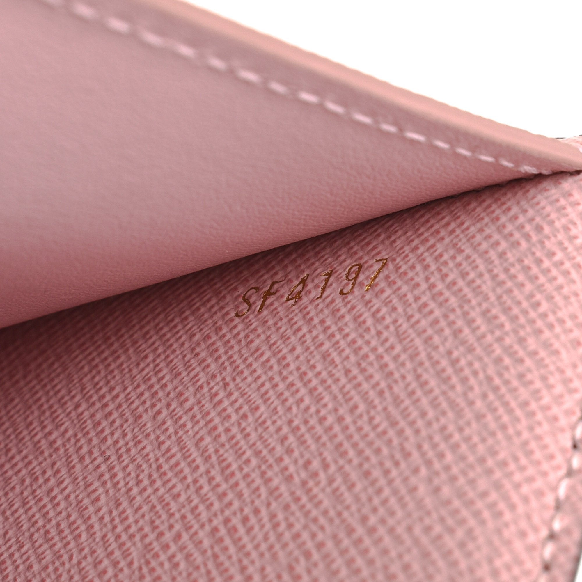 Victorine Wallet