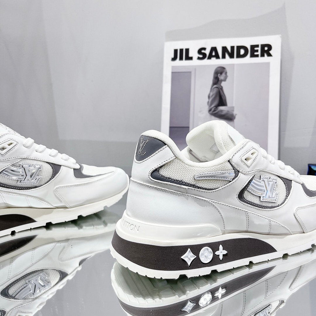 Louis Vuitton Run Sneaker White