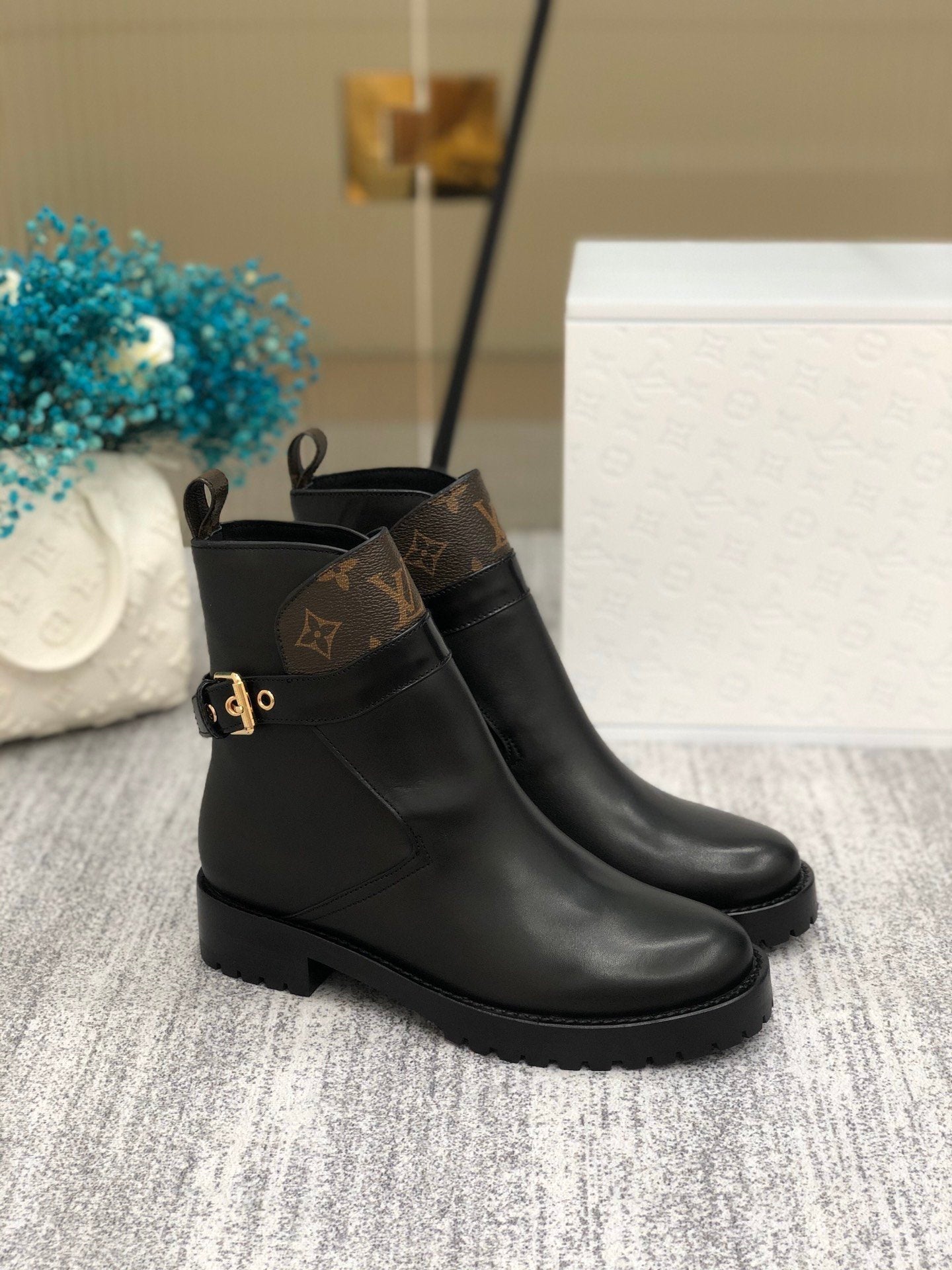 Louis Vuitton Discovery Flat Ankle Boot Black