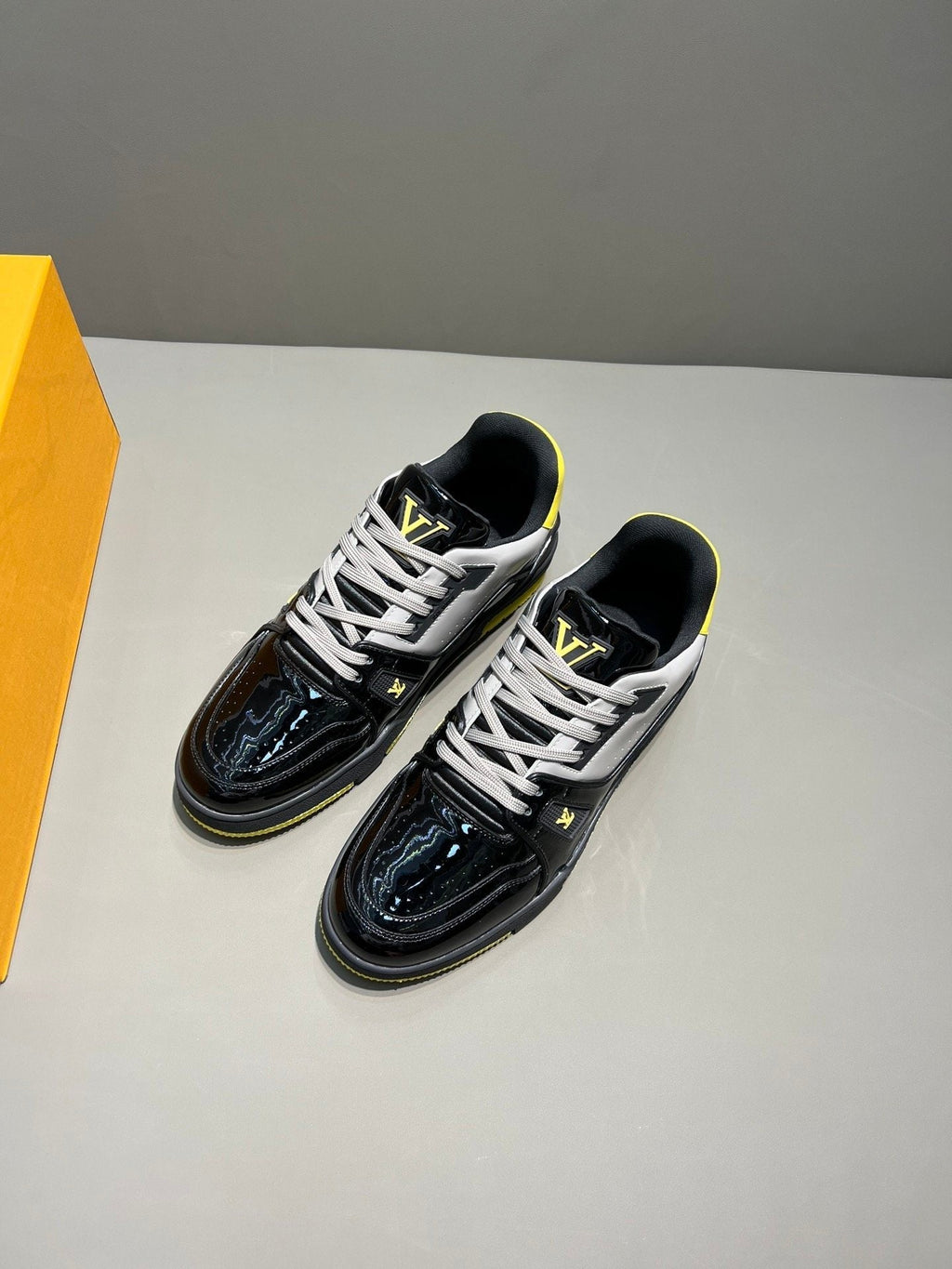 Louis Vuitton Trainer Sneaker