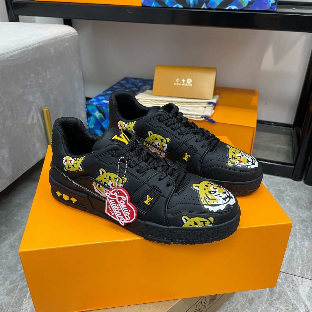 Louis Vuitton Trainer Sneaker