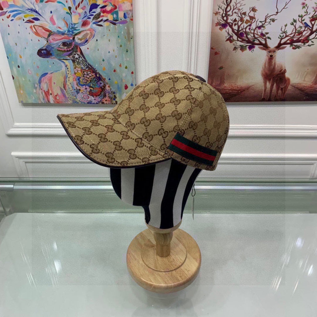 Gucci Canvas Baseball Cap with Web