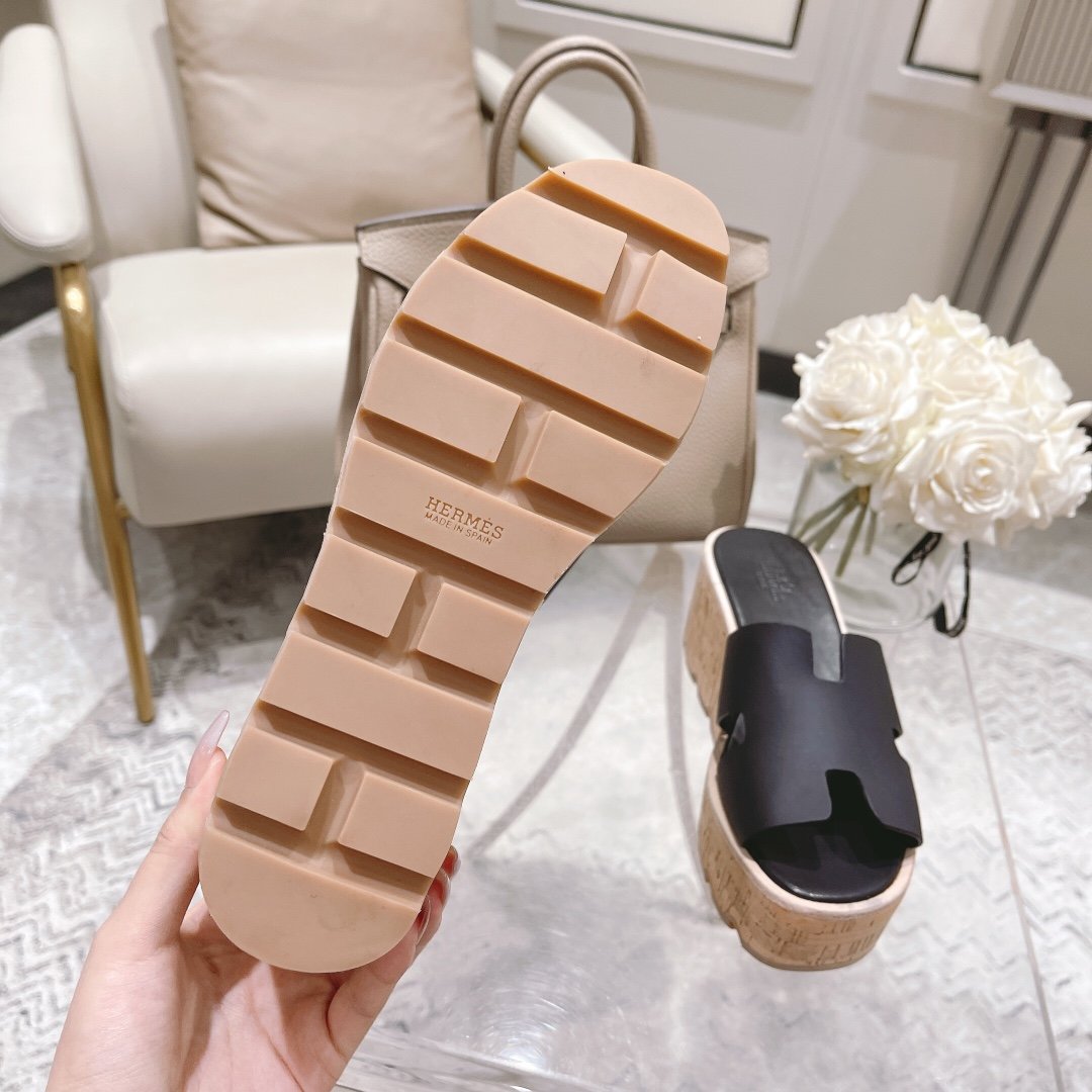 Hermes Eze 30 Sandal Black