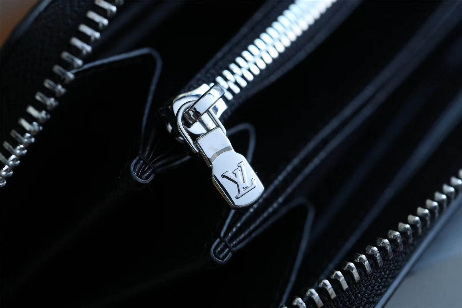 Louis Vuitton Pocket Organizer