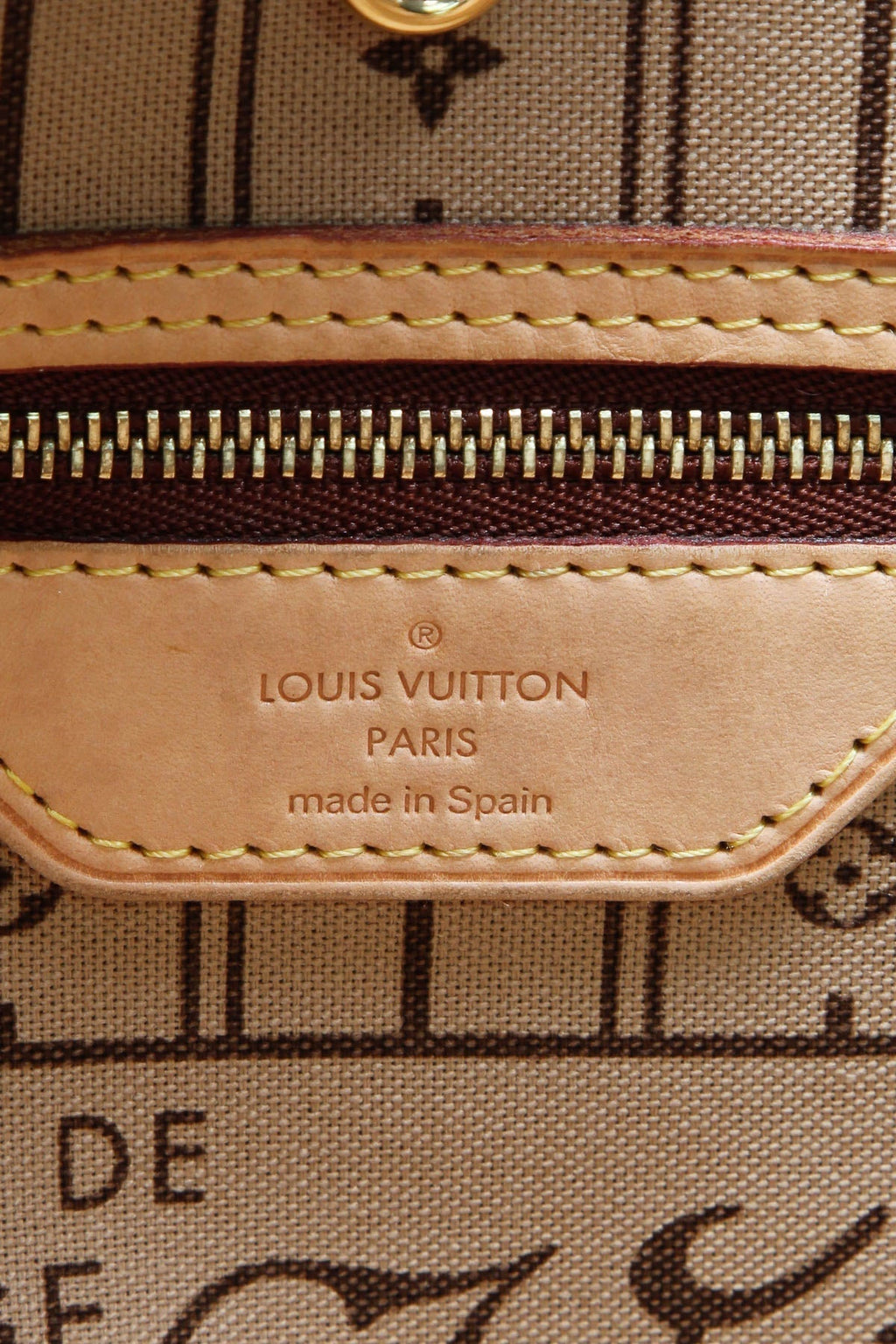 Neverfull MM Tote Bag - Monogram