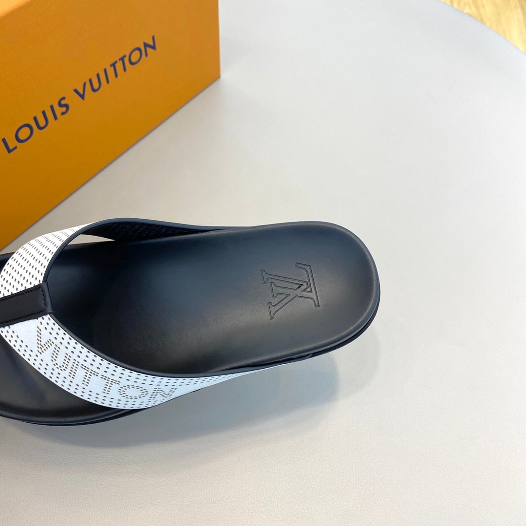 Louis Vuitton Mirabeau Thong