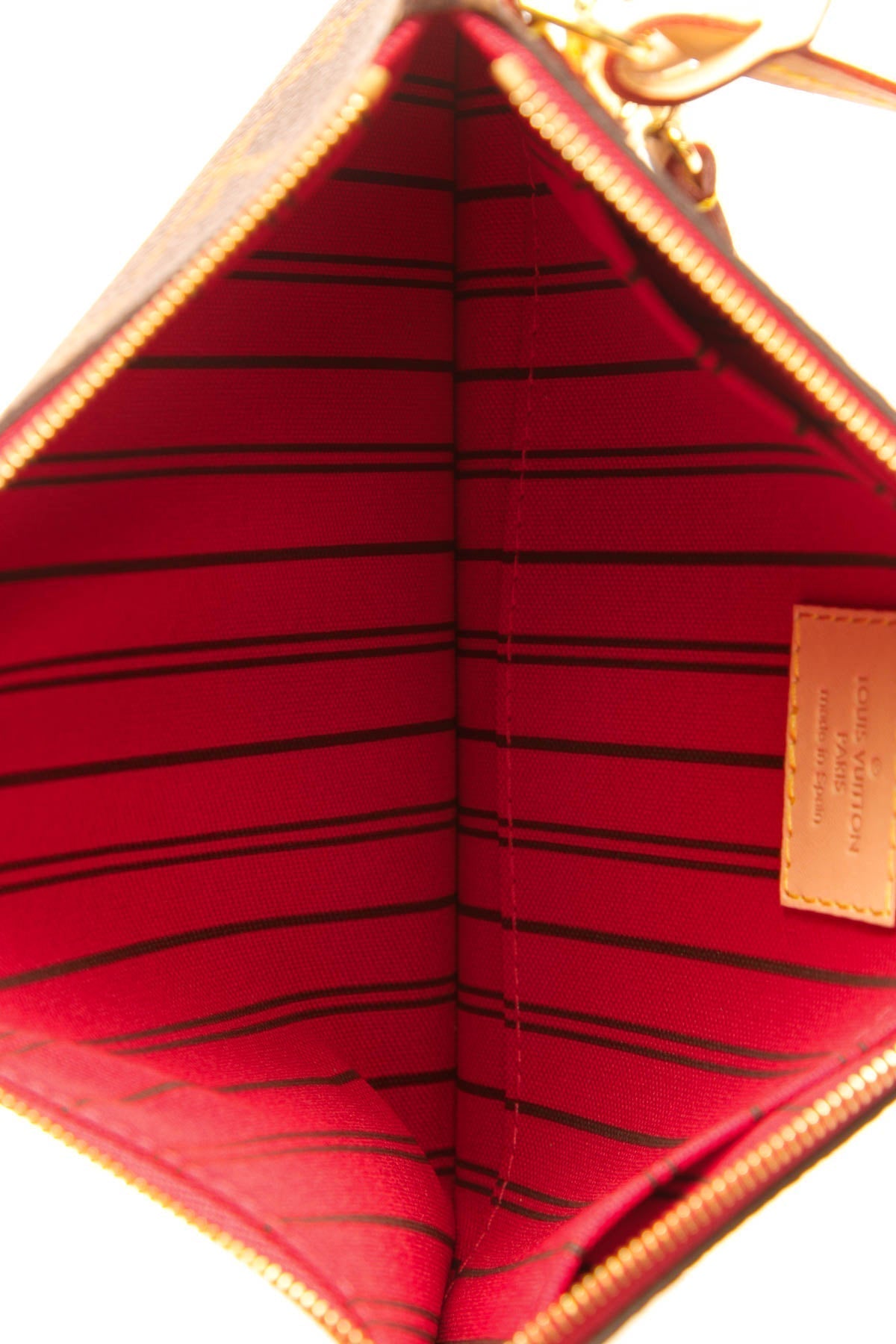 Neverfull Pouch Wristlet - Monogram