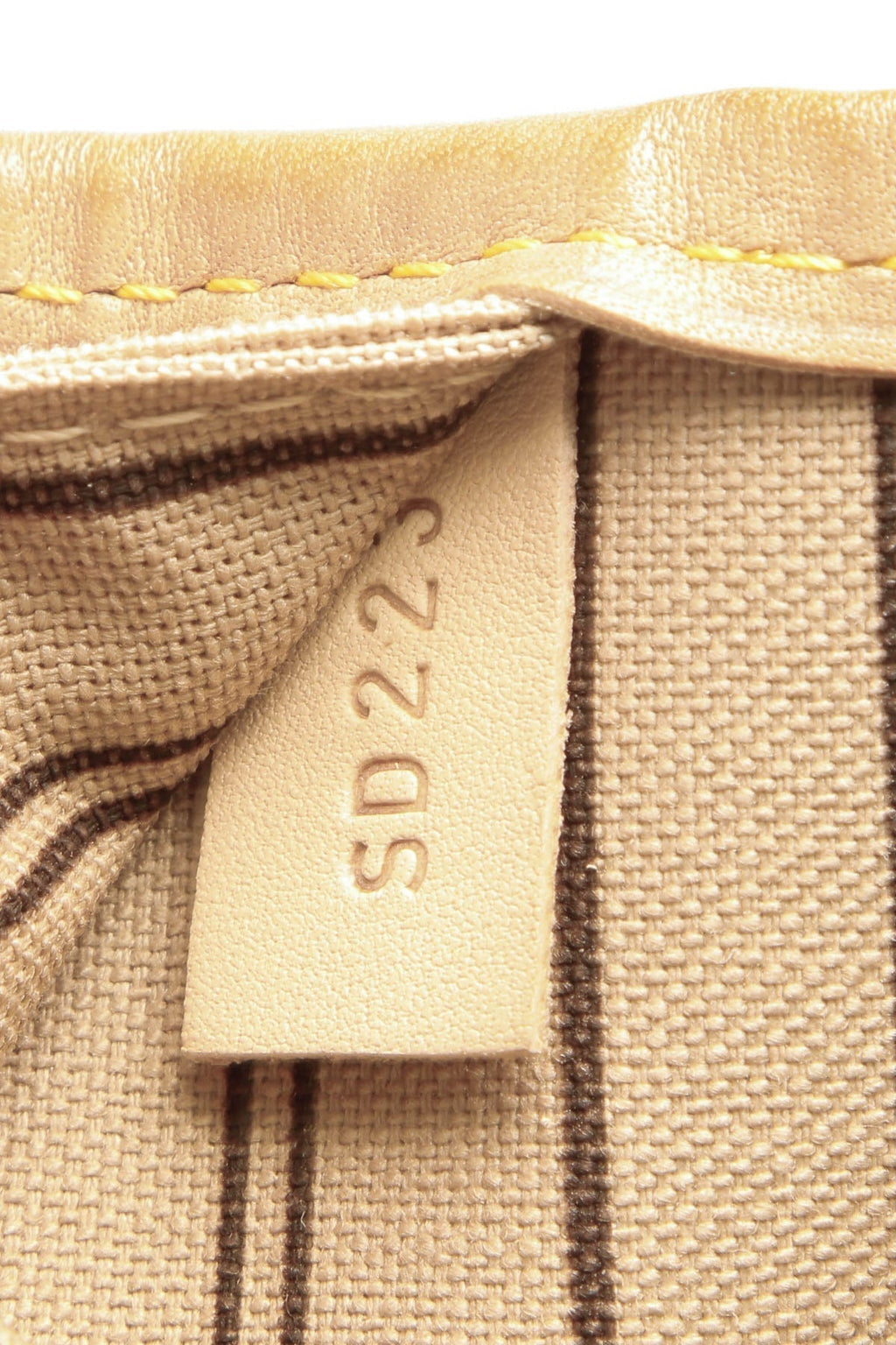 Neverfull MM Tote Bag - Monogram