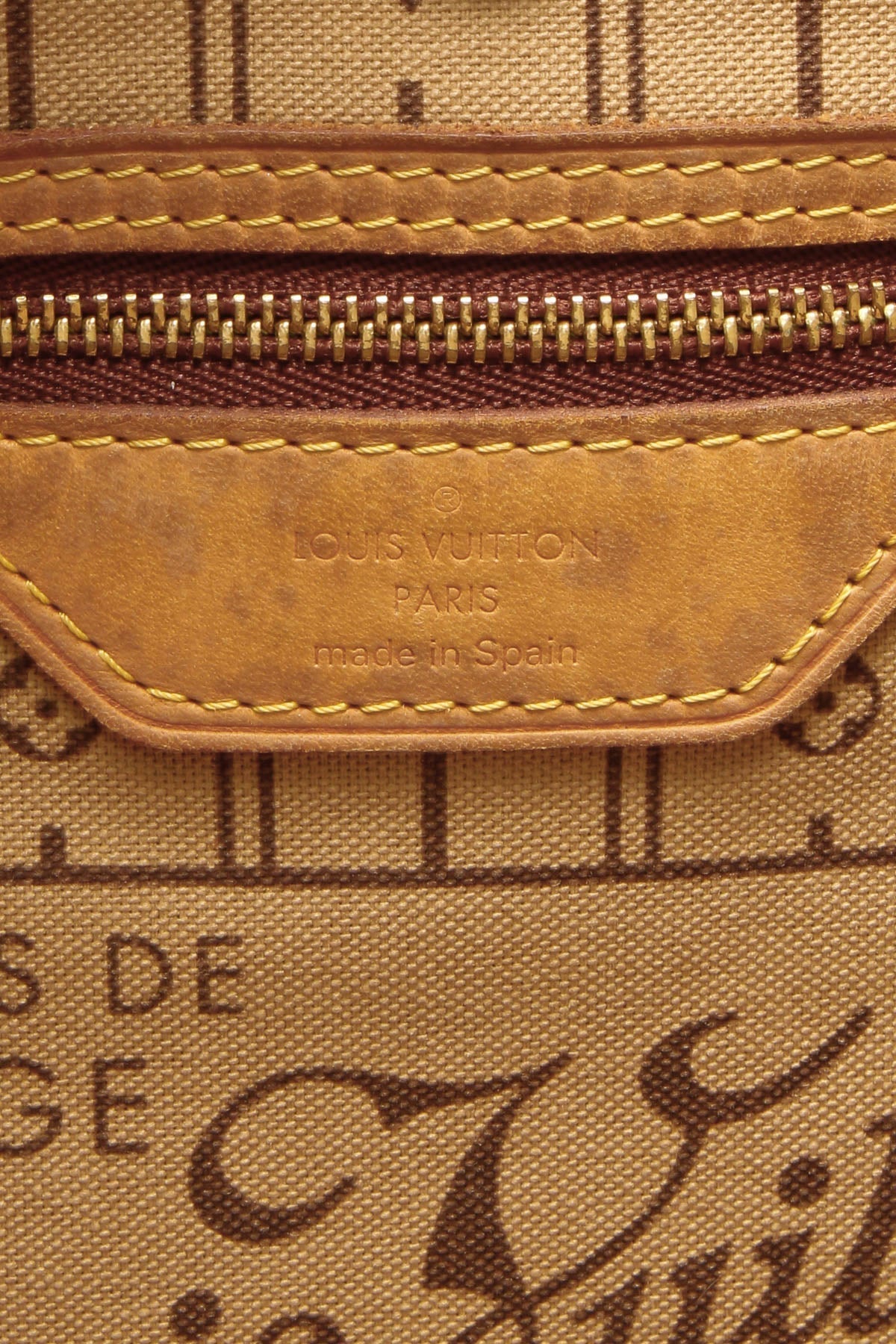 Neverfull MM Tote Bag - Monogram