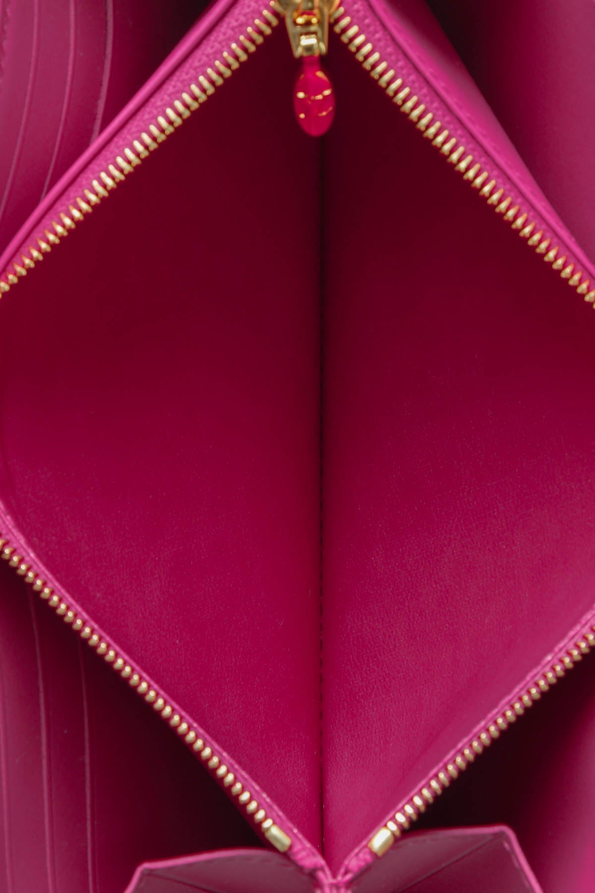 Vernis Valentine's Day Zippy Wallet - Fuchsia Pink