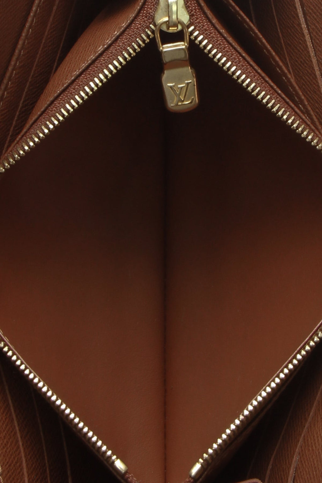 Sarah Wallet - Monogram