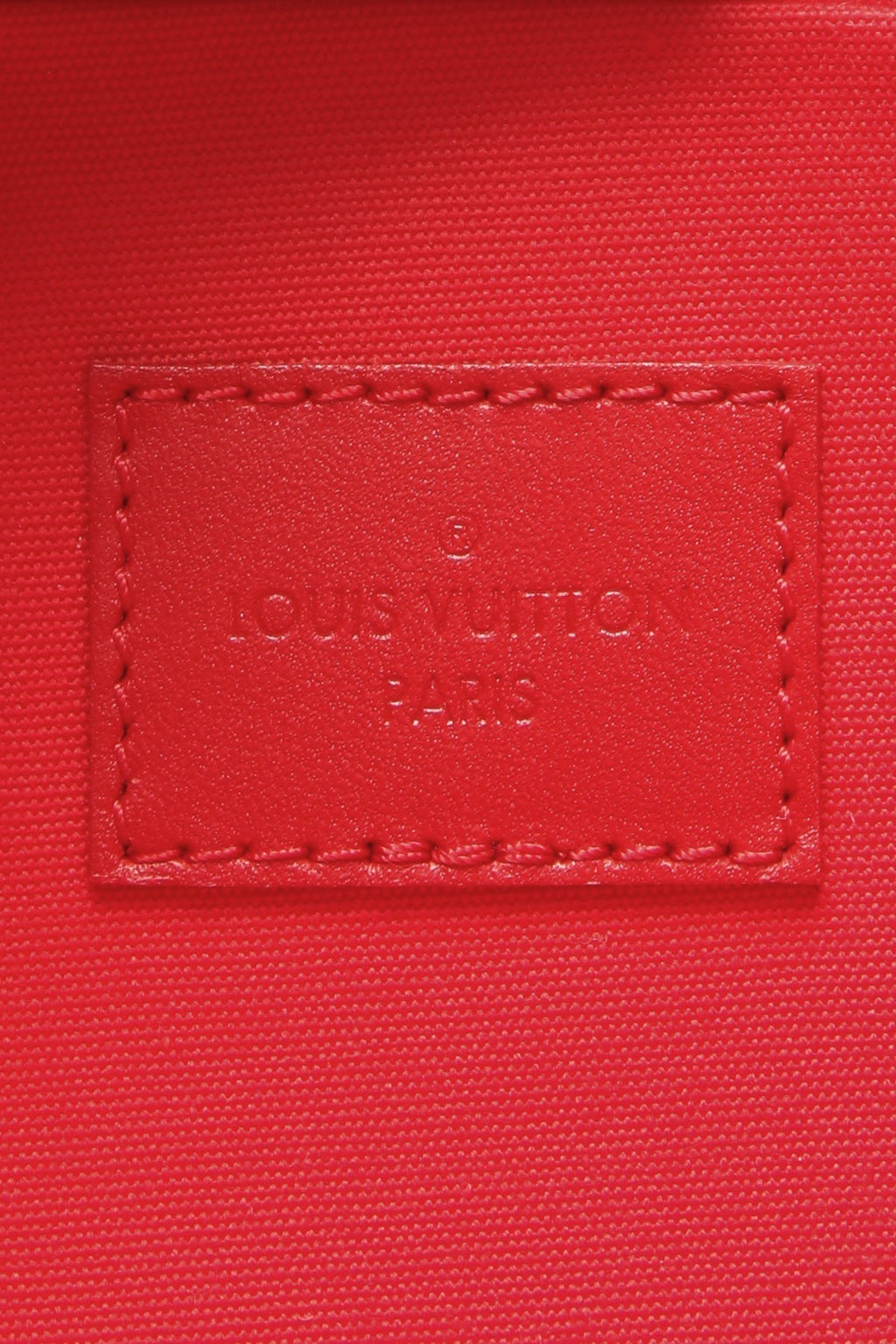 Vernis Félicie Pochette Bag - Cerise