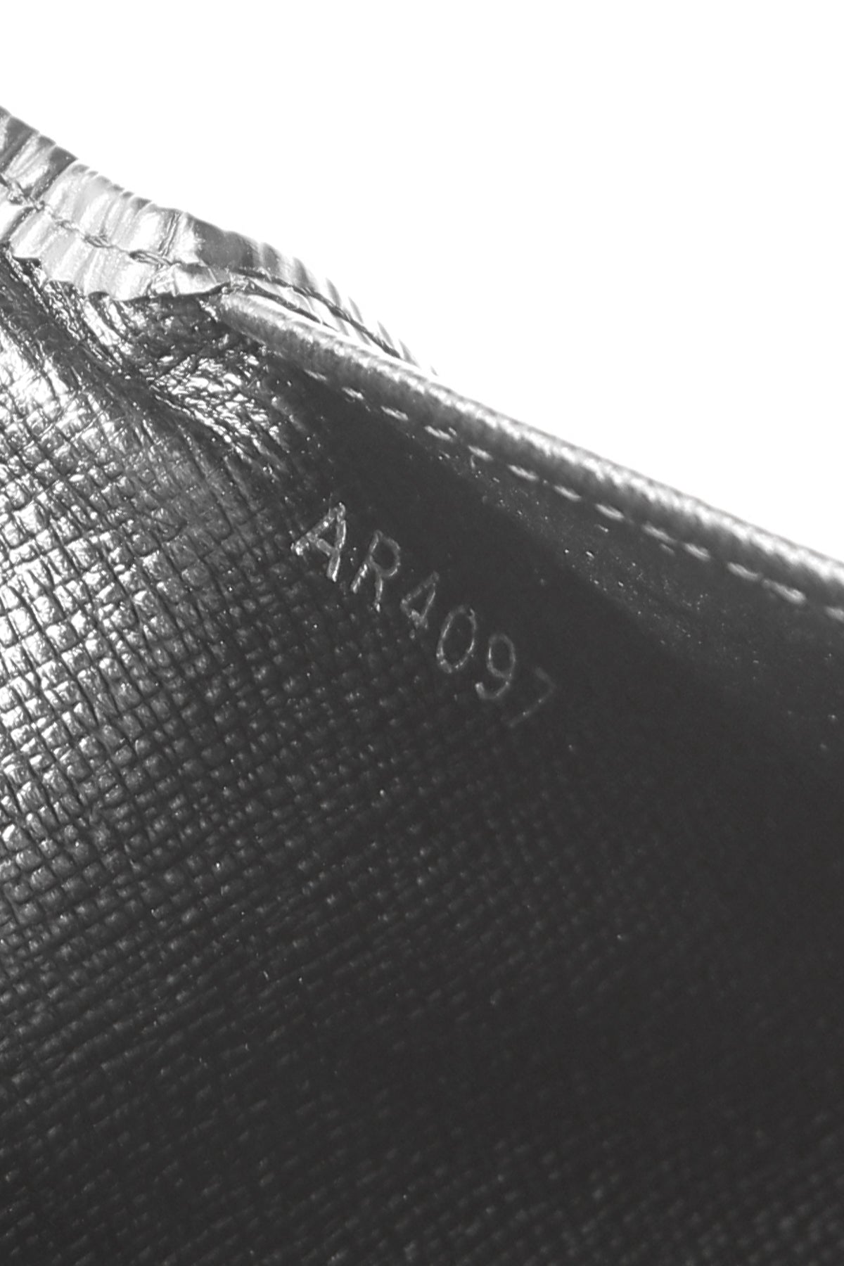 Epi Porte-Tresor International Wallet - Black