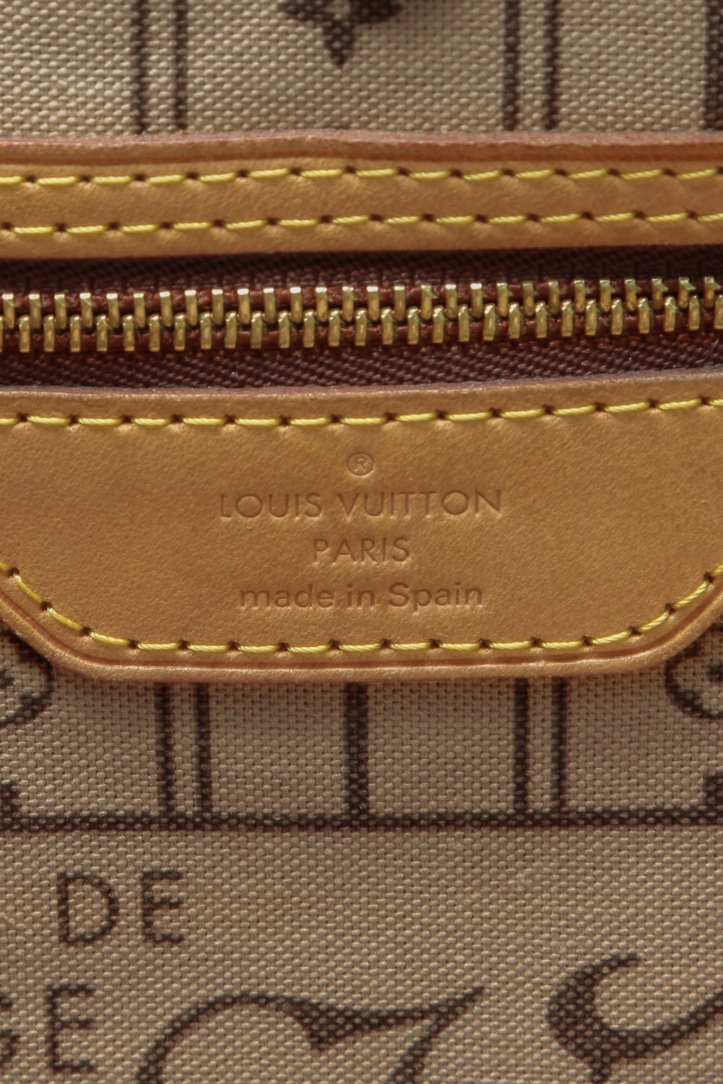 Neverfull MM Tote Bag - Monogram