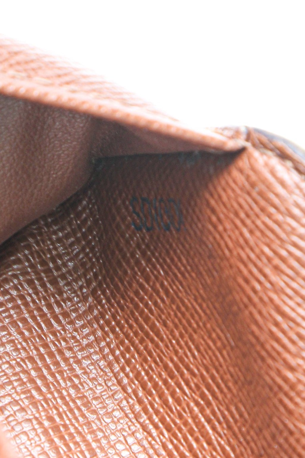 Vintage Compact Zip Wallet - Monogram