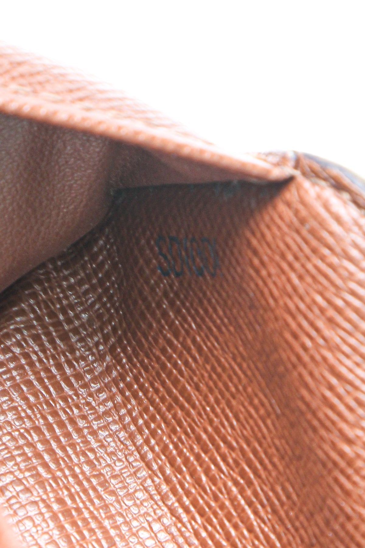 Vintage Compact Zip Wallet - Monogram