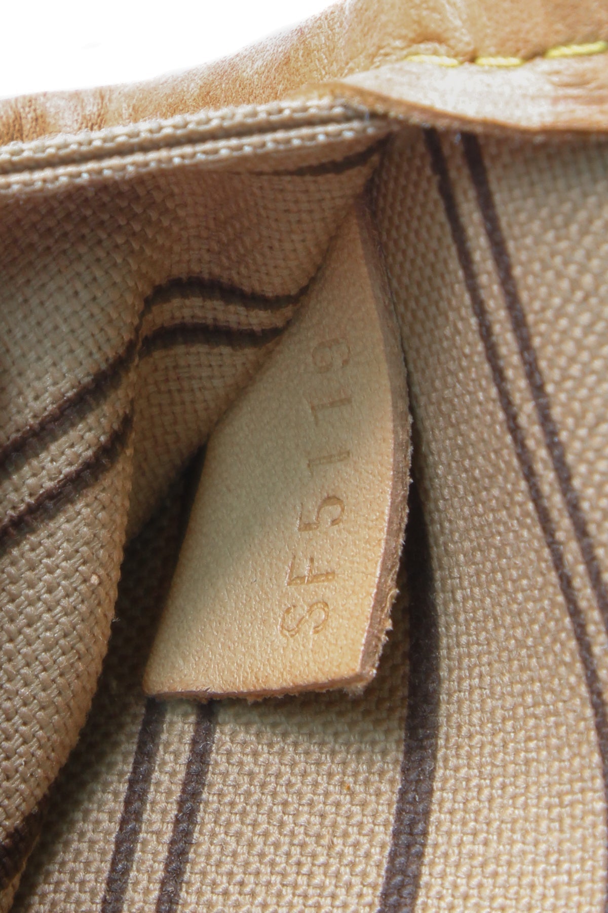 Neverfull MM Tote Bag - Monogram