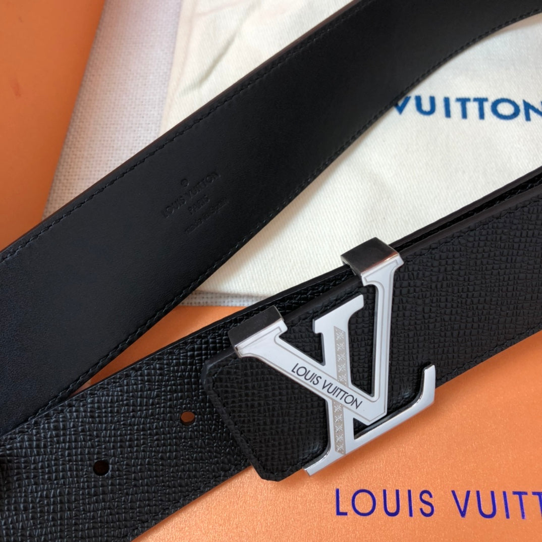 Louis Vuitton Initiales Reversible