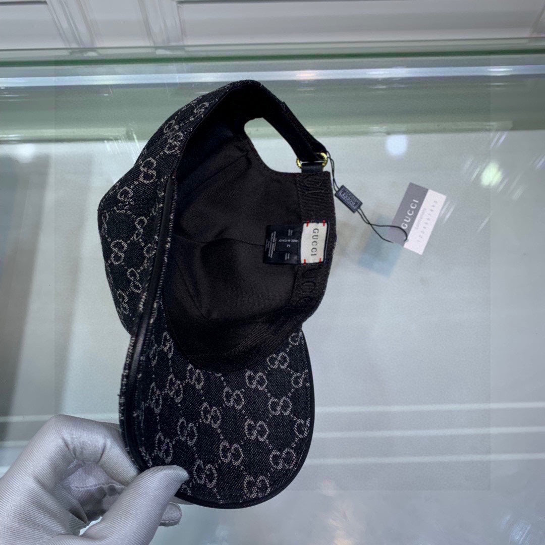 Gucci Canvas Baseball Cap with Web Black