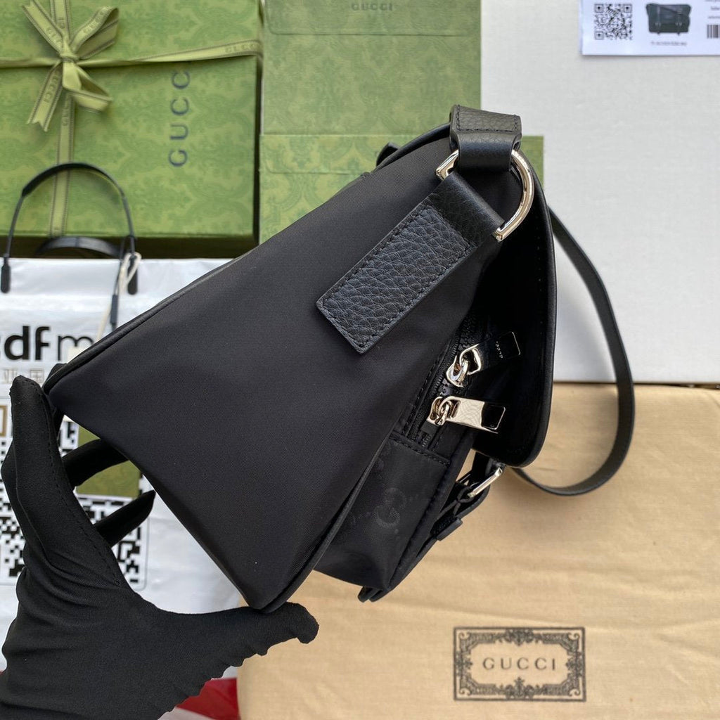 Gucci Shoulder Bag Shima 27cm Black
