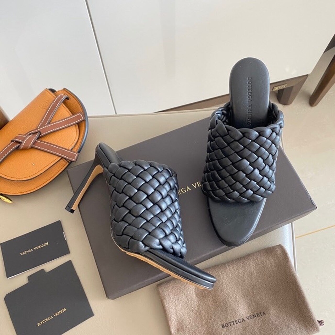 Bottega Veneta Curve Mules 9.5cm Heel Lambskin Leather Spring/Summer 2020 Collection, Black