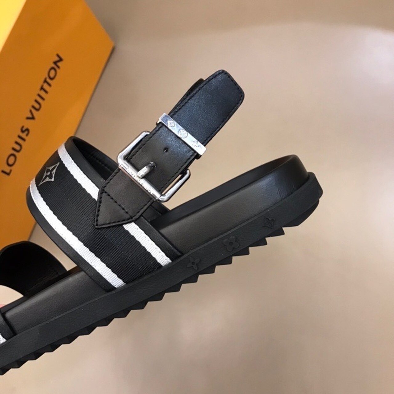 Louis Vuitton Double Strap Buckle Mules Mens Sandals Spring/Summer Collection Black/Silver