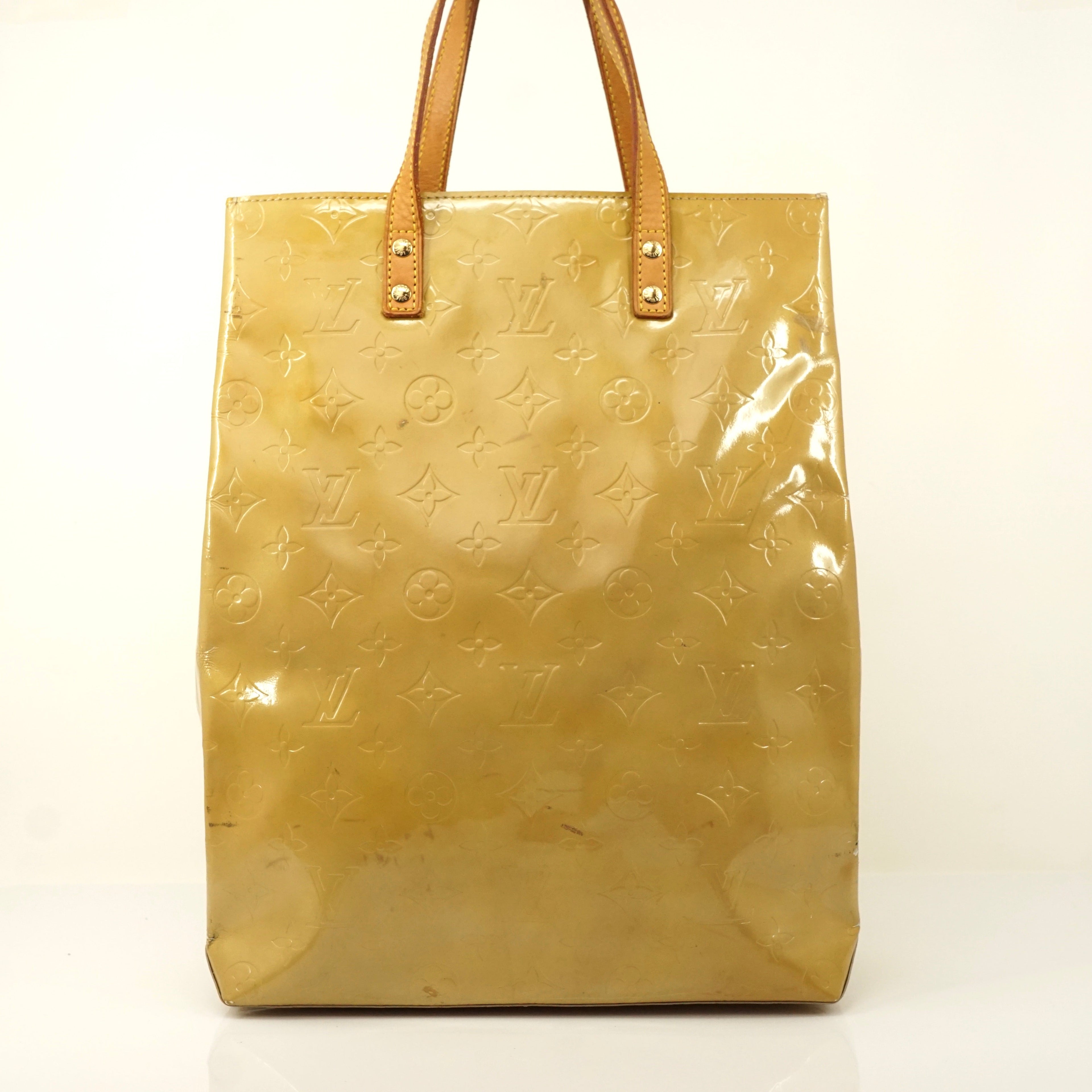 Louis Vuitton Lead Mm Beiges Vernis Hand