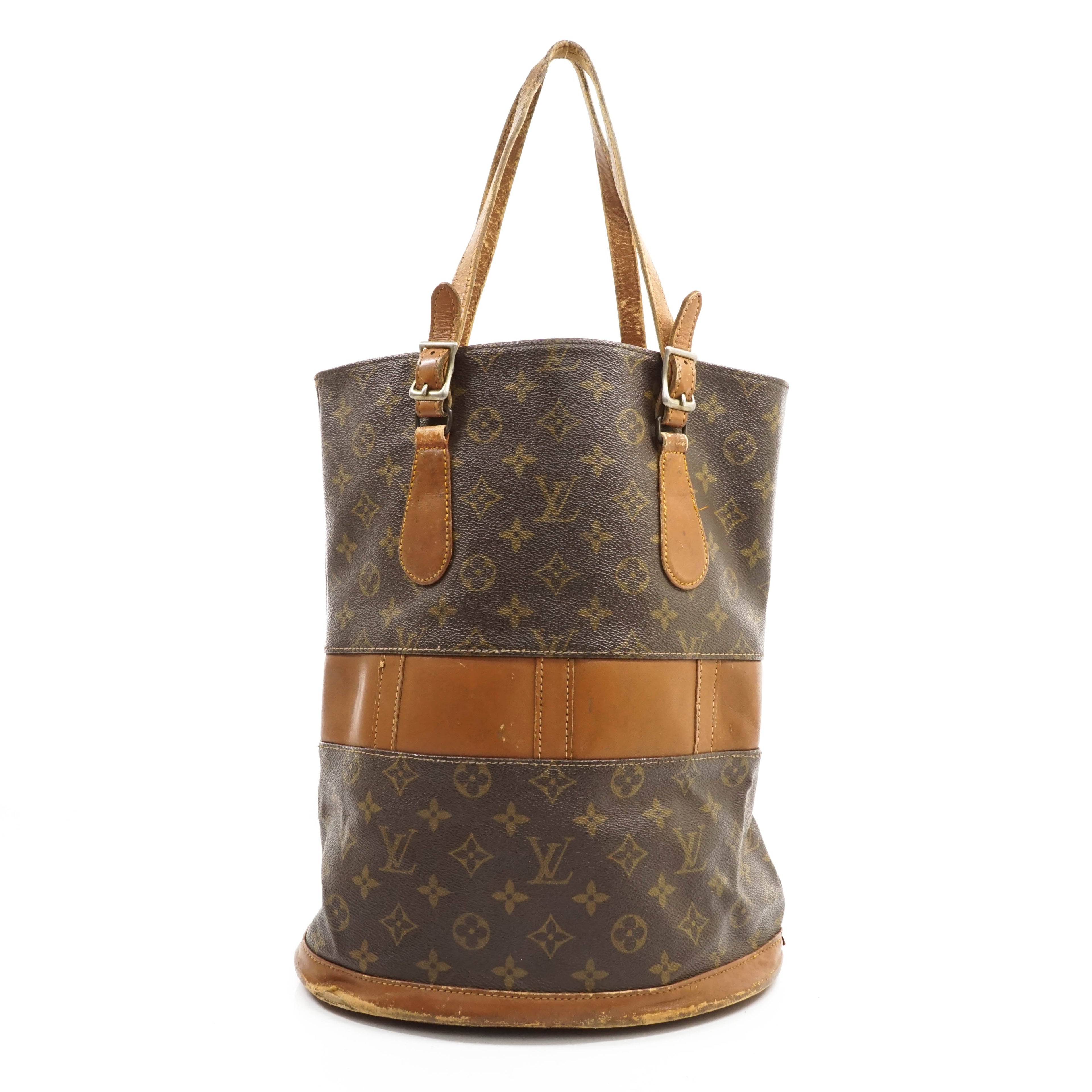 Louis Vuitton Bucket Gm Shoulder