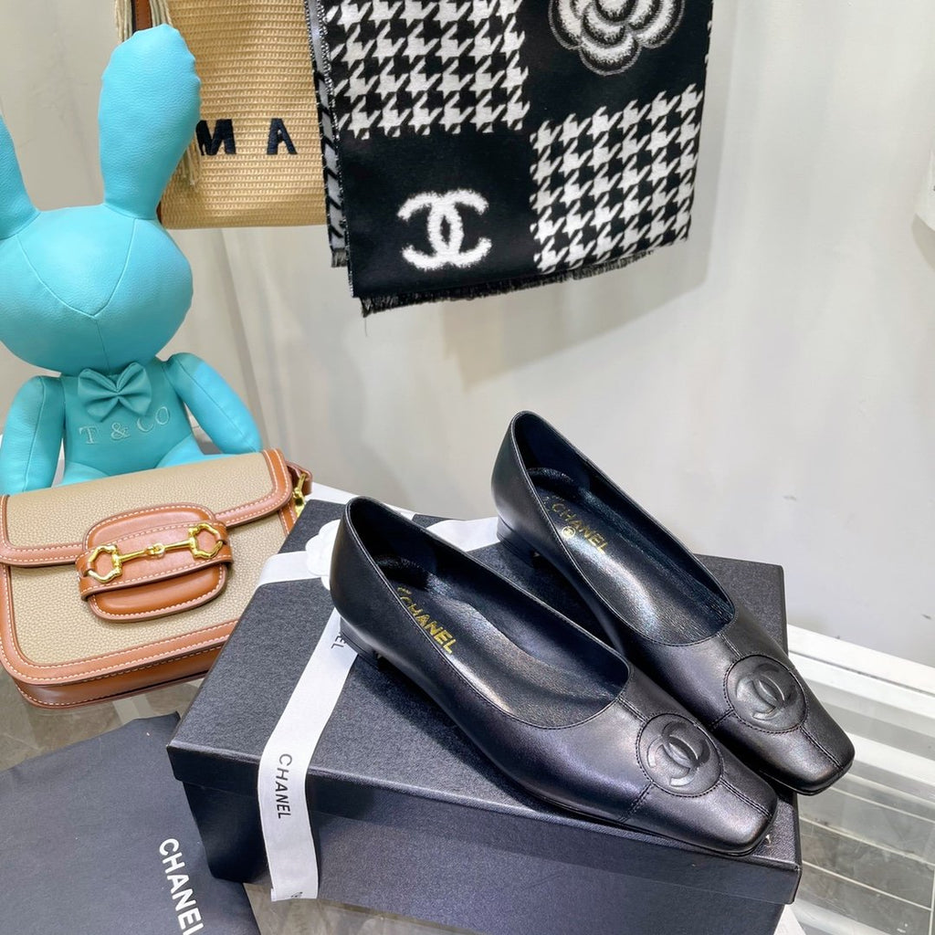 Chanel Flats Black