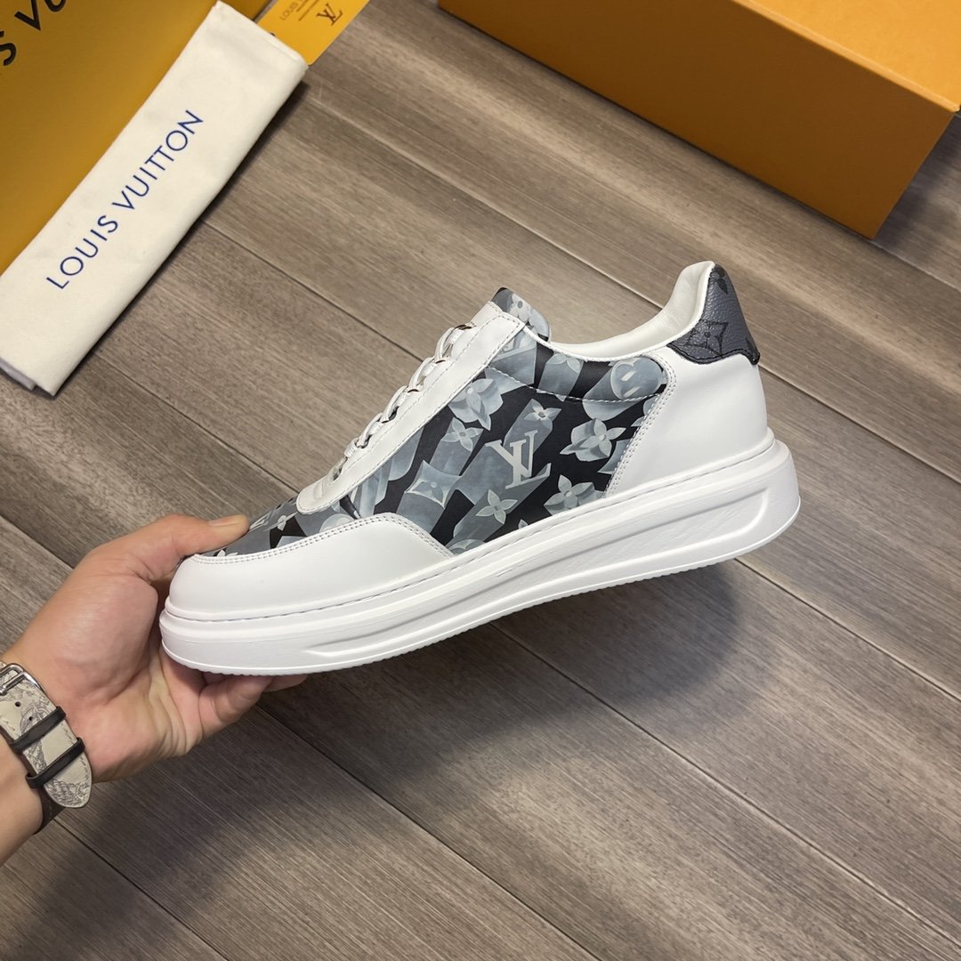 Louis Vuitton Trainer Sneaker
