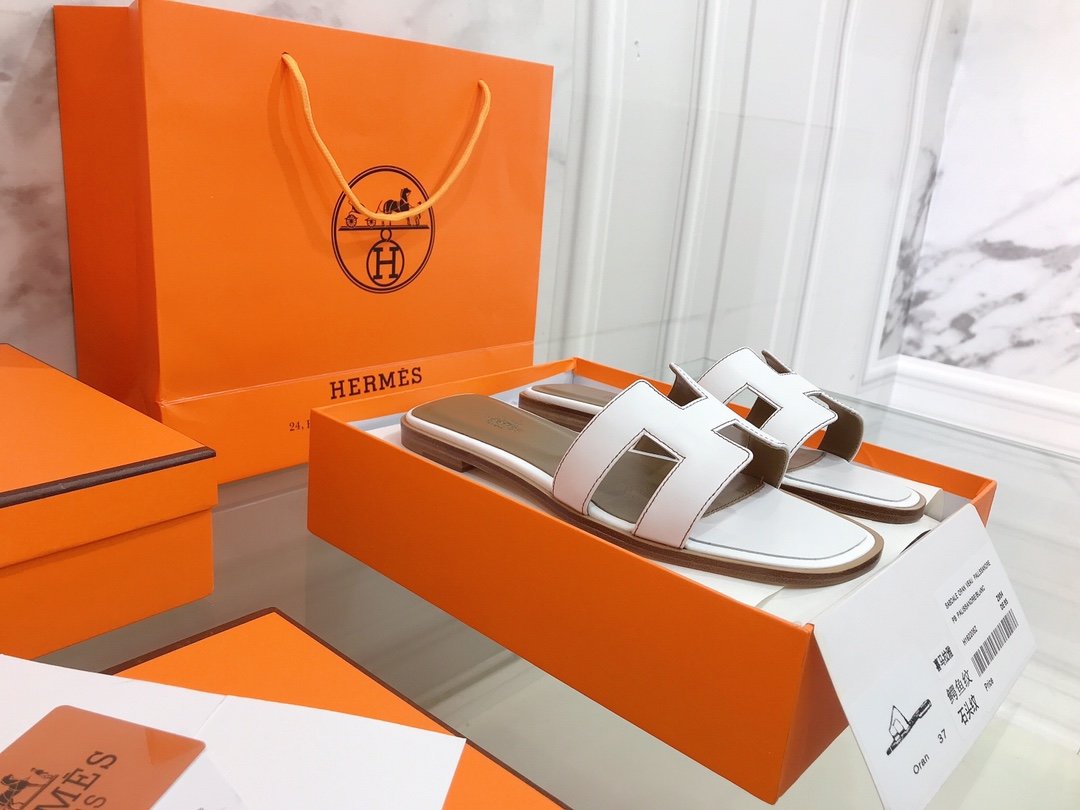 Hermes Oran Sandal White