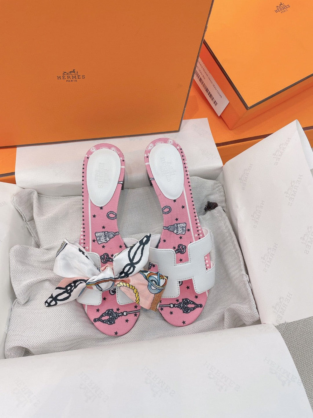 Hermes Oasis Pink