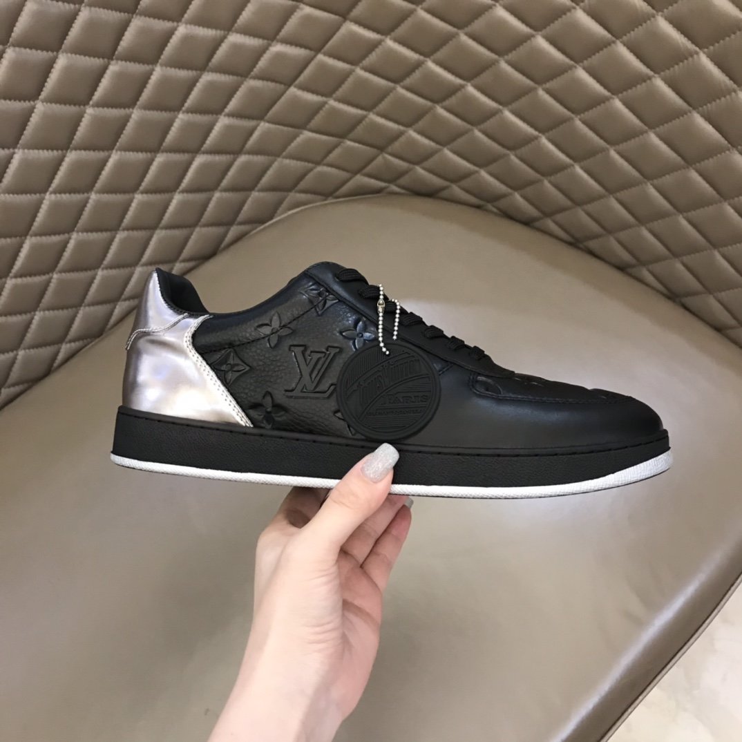 Louis Vuitton Trainer Sneaker Black