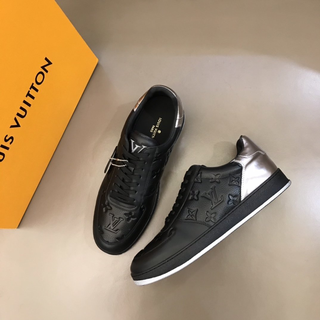 Louis Vuitton Trainer Sneaker Black