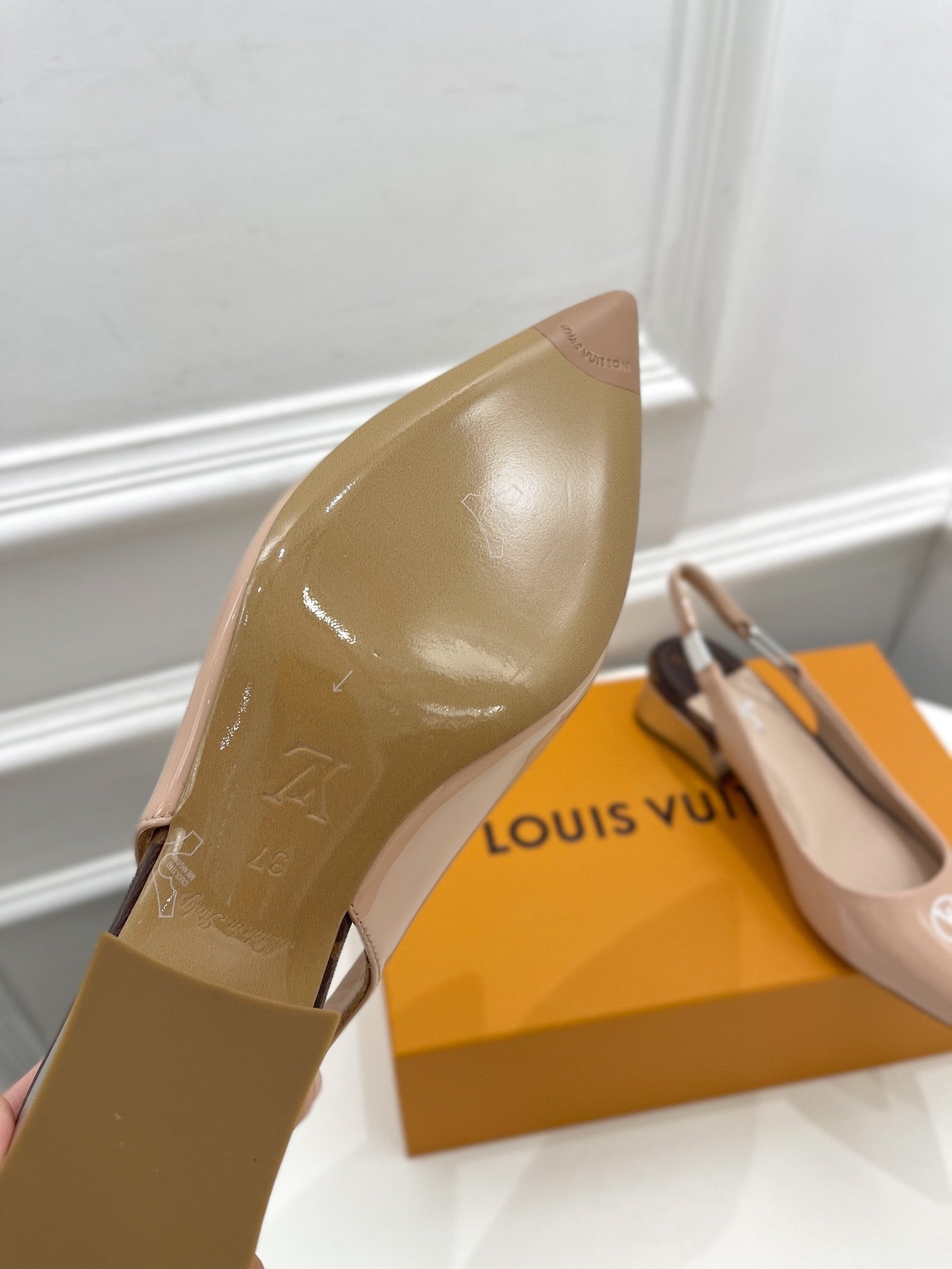 Louis Vuitton Magnetic Slingback Pump Nude