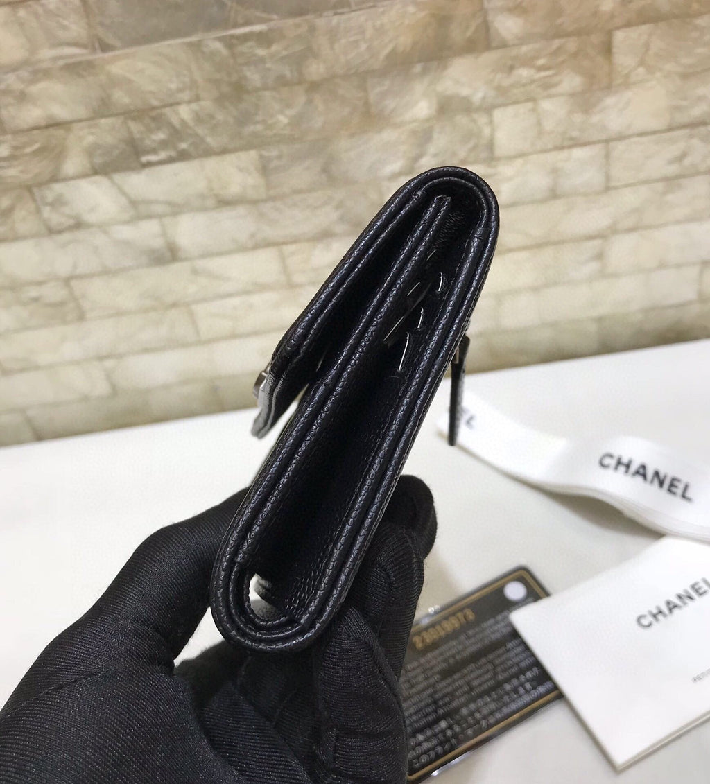CO-CO Chanel Boy Wallet With Silver Hardware 11cm
