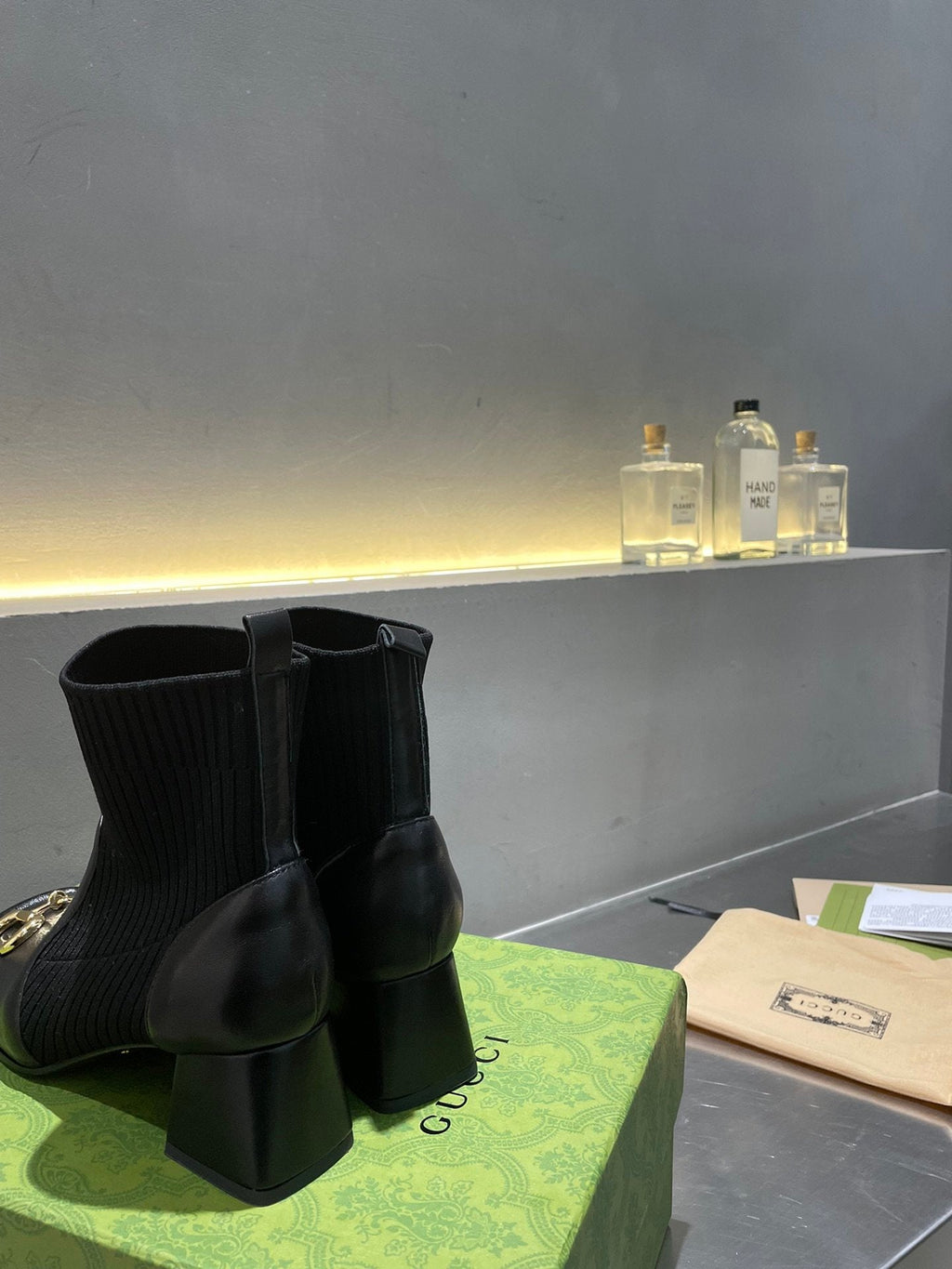 Gucci Ankle Boots With Horsebit Black