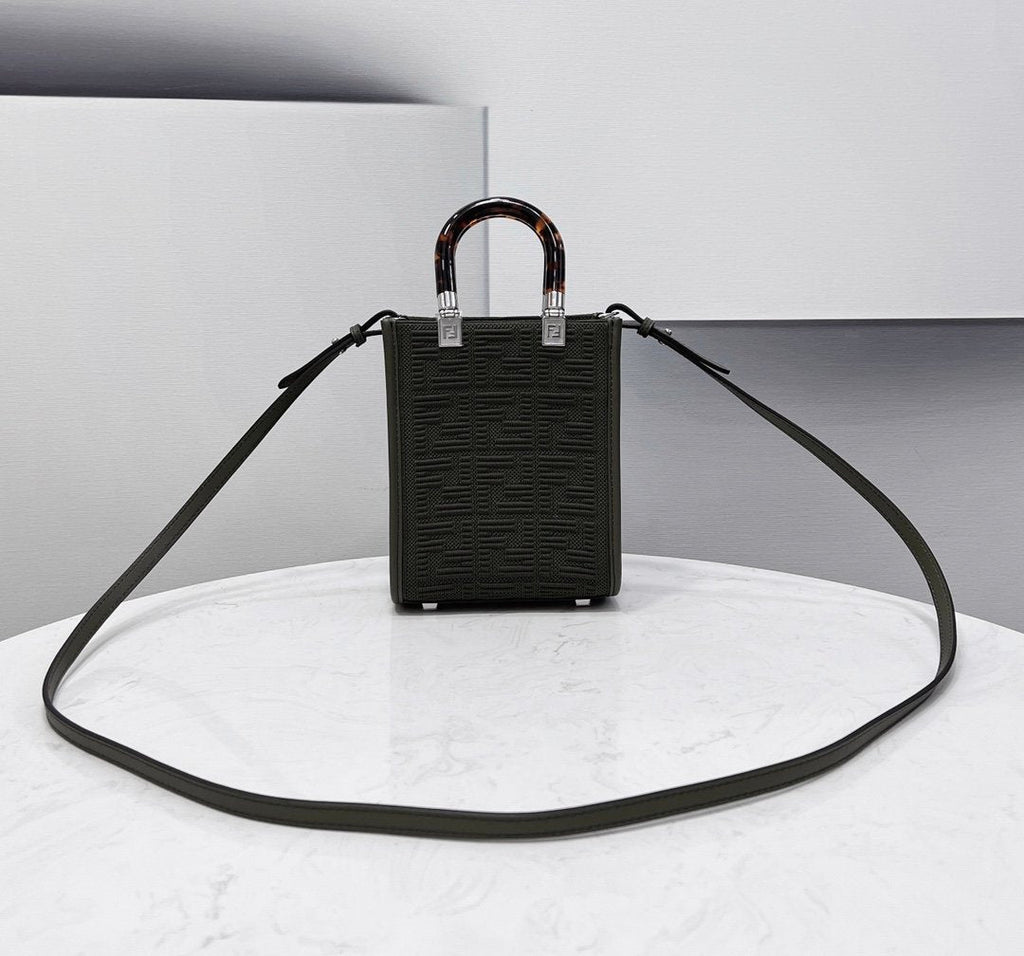 Fendi Mini Sunshine Shopper 18cm
