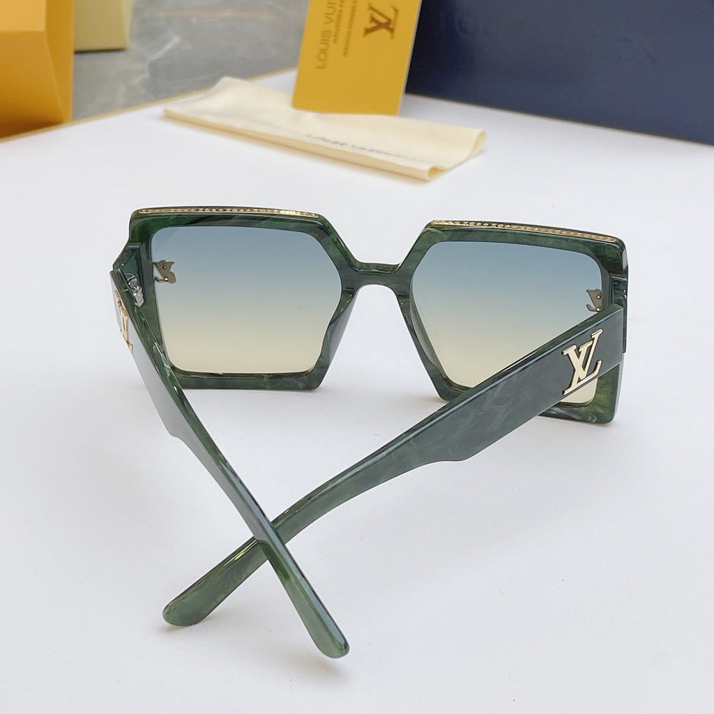 Louis Vuitton Link Cat Eye Sunglasses