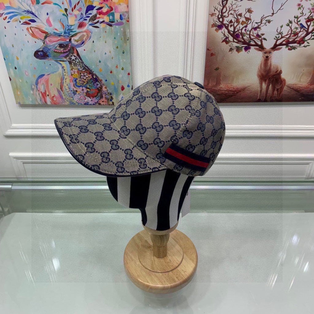 Gucci Canvas Baseball Cap with Web