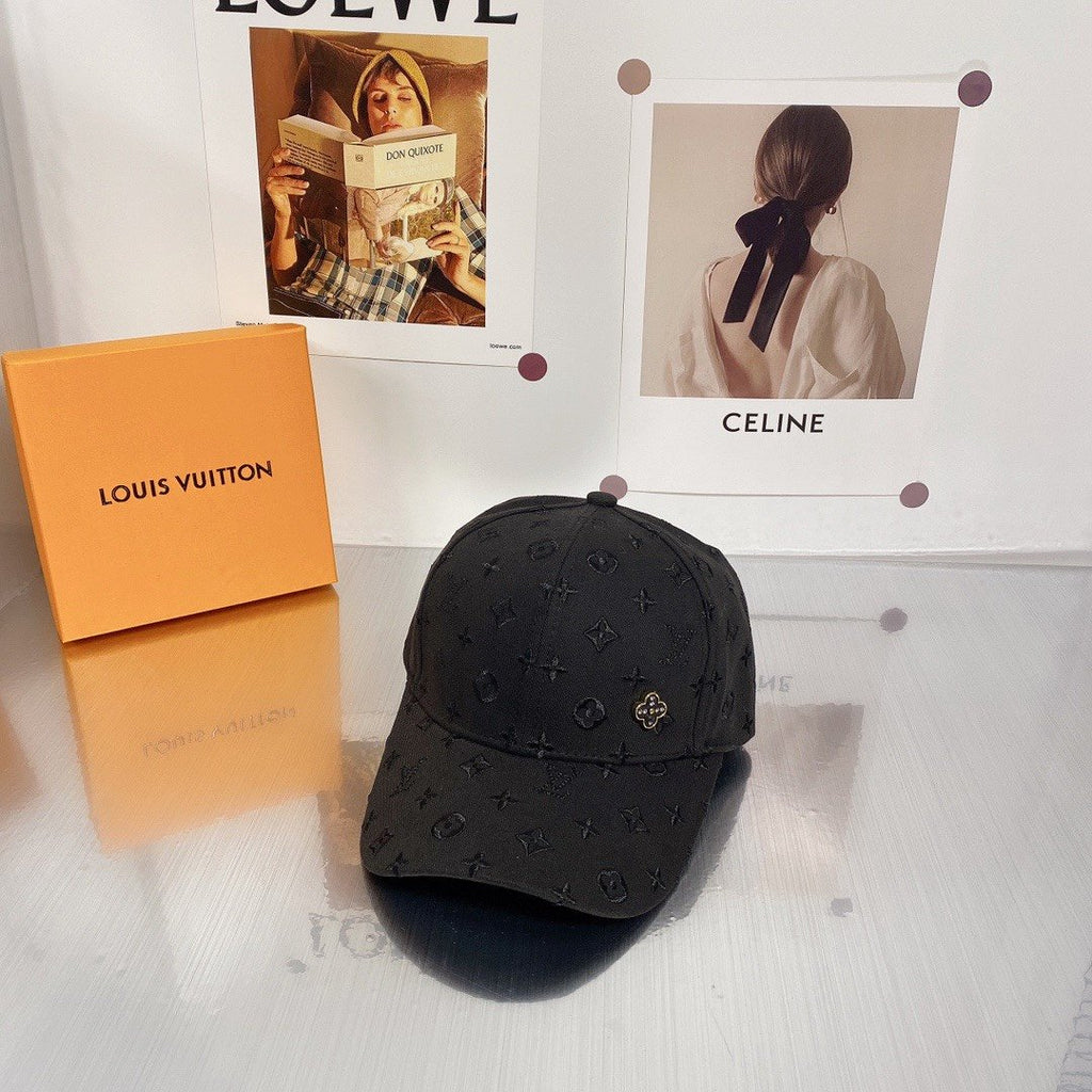 Louis Vuitton Black Casquette Be My Cap