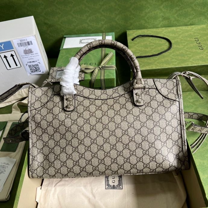 Gucci Luggage 39cm Beige