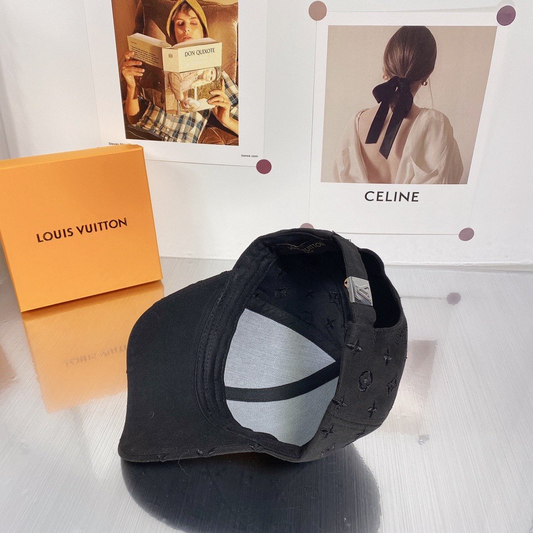 Louis Vuitton Black Casquette Be My Cap