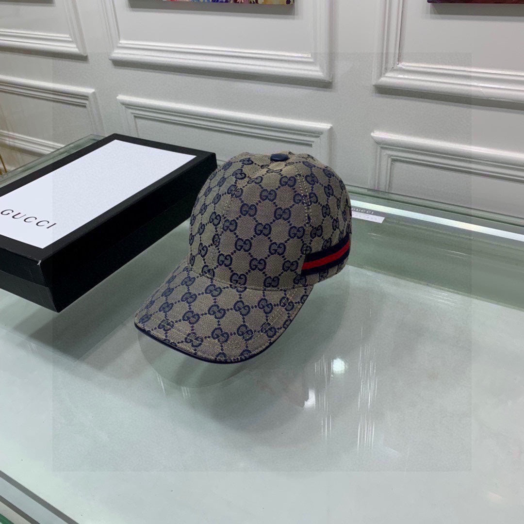 Gucci Canvas Baseball Cap with Web