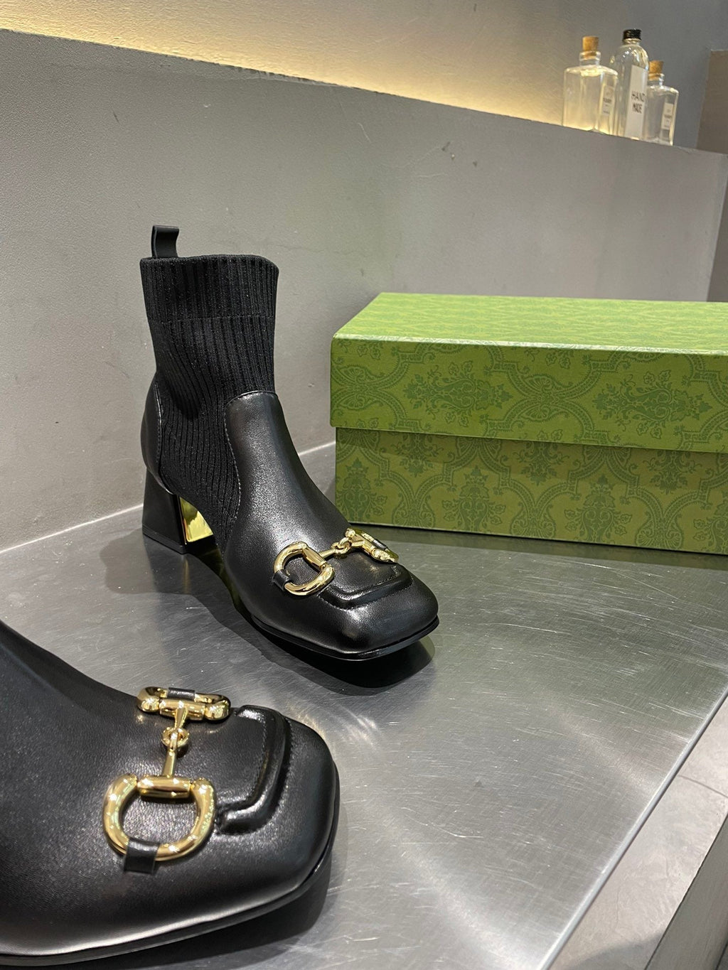 Gucci Ankle Boots With Horsebit Black