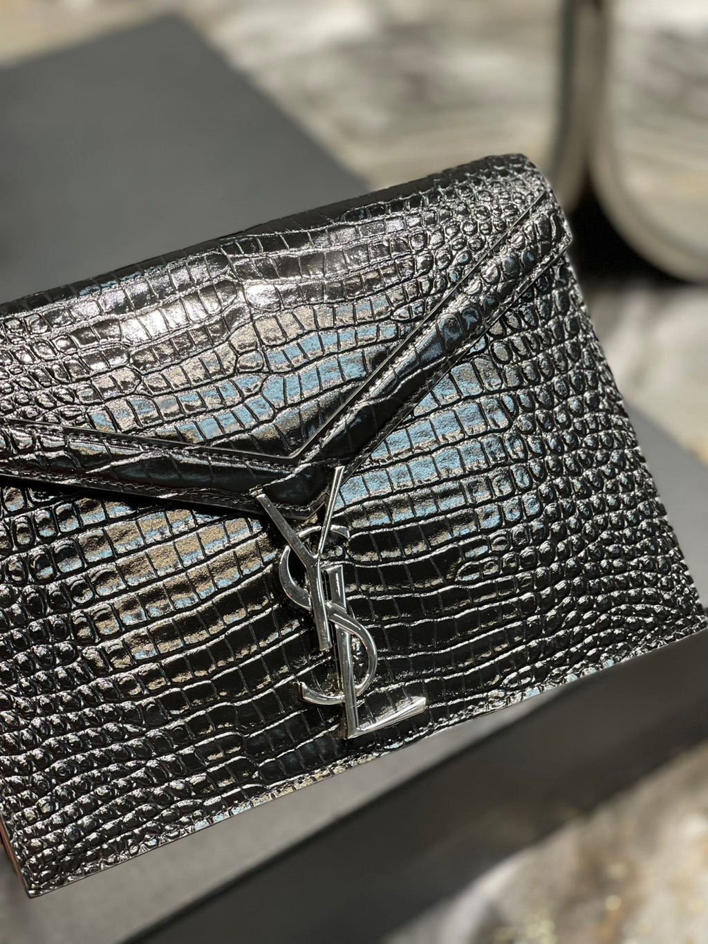 Saint Laurent Cassandra Medium Chain Bag In Grain De Poudre Embossed 22cm Black