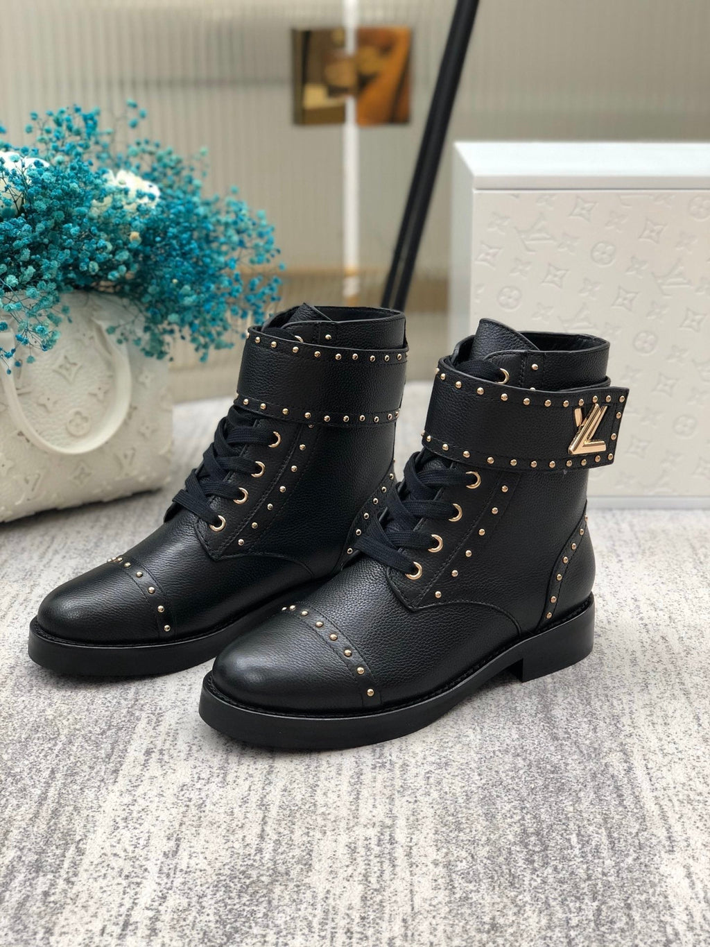 Louis Vuitton Wonderland Ranger Black
